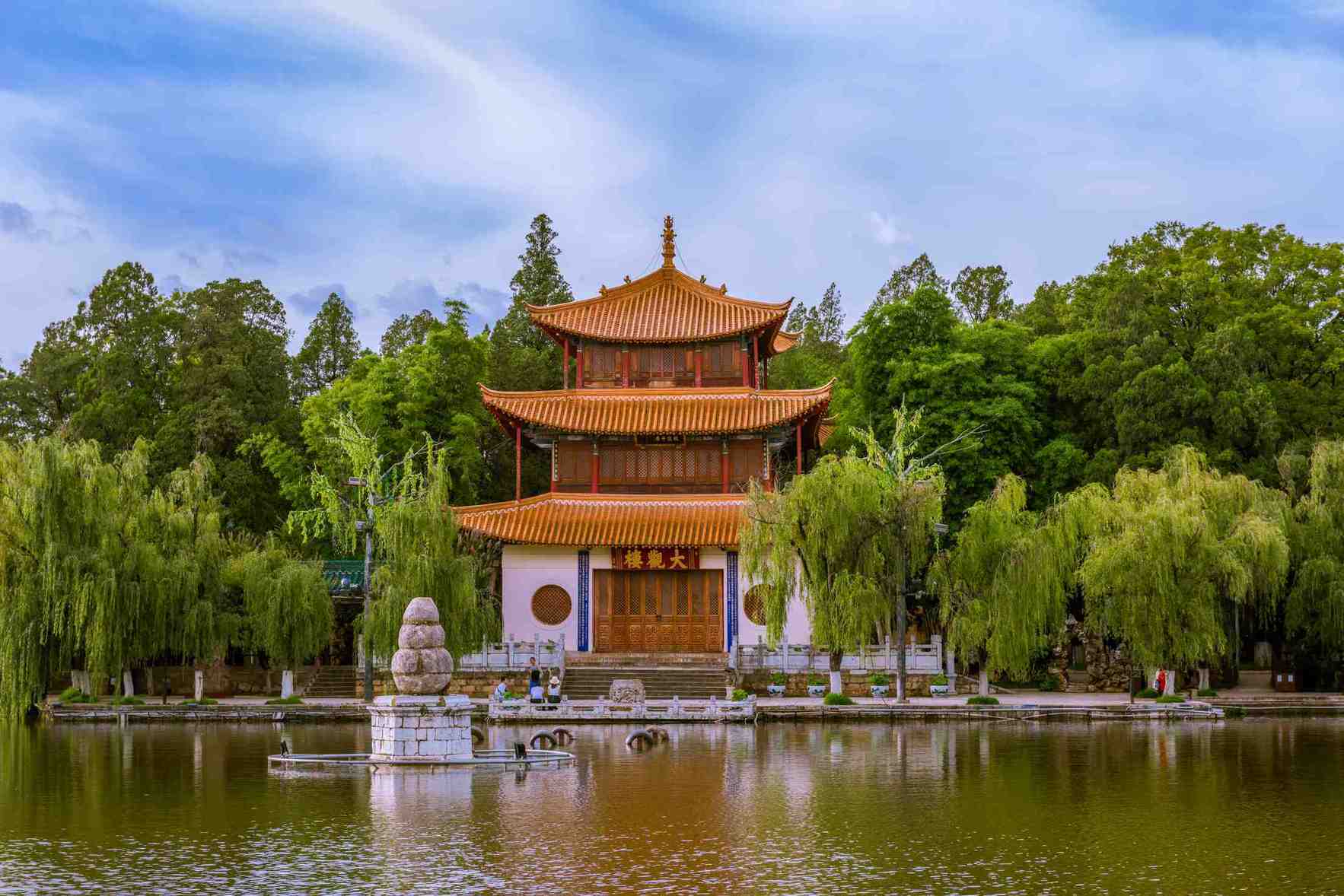 的正规公司你的云南之旅才安心警惕低价团陷阱！选择美盈这样(图4)